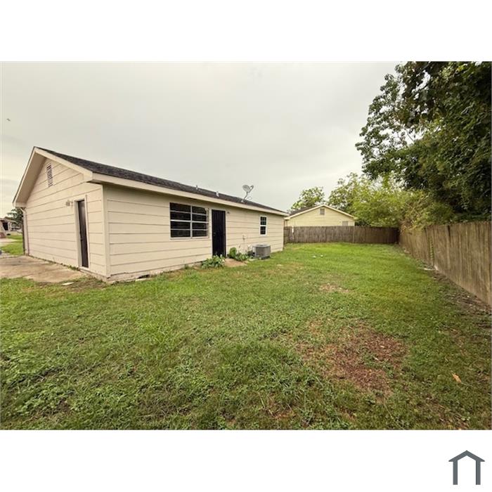2089 Benedict Dr