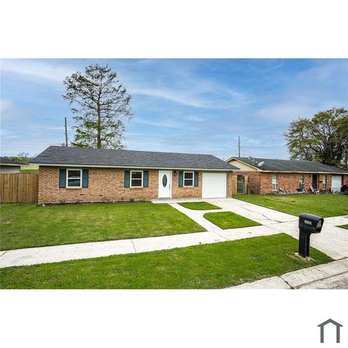 2312 Sauvage Ave