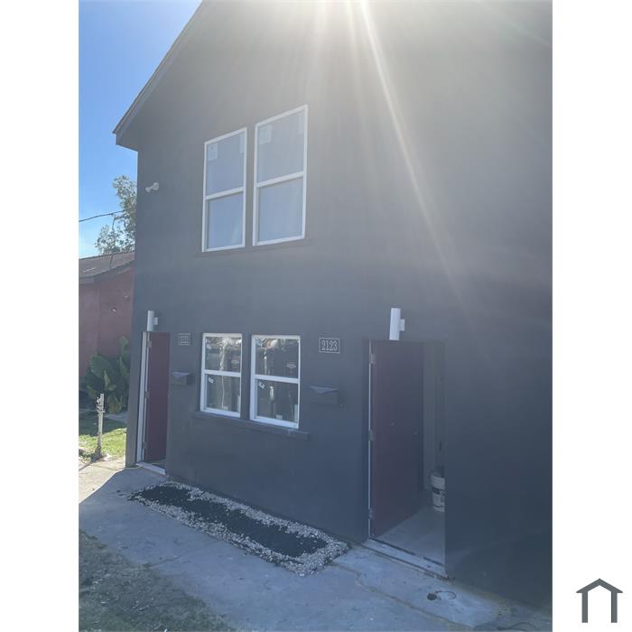 1205 Casa Calvo St