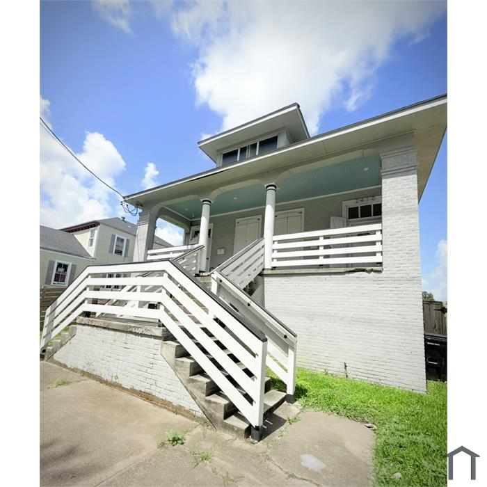 2410 Franklin Ave