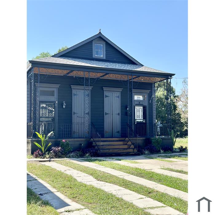 1962 N Rocheblave St