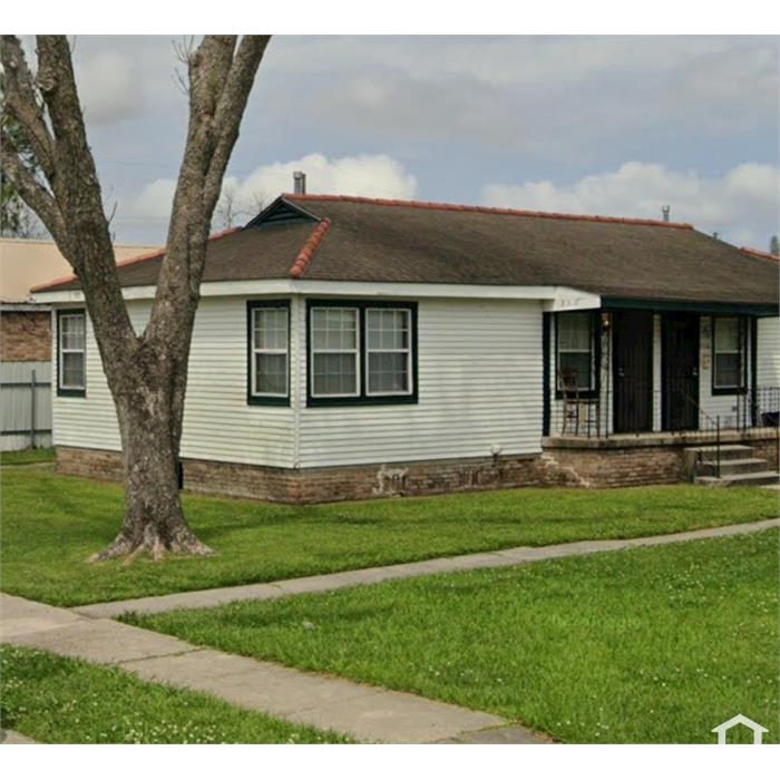 3333 Mandeville St