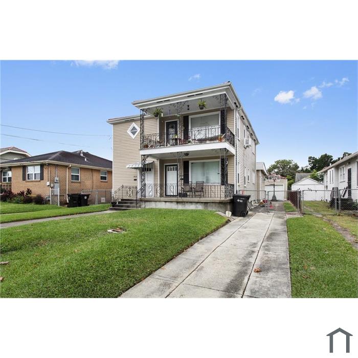 4616 Marigny St