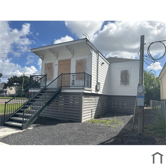 3635 First St