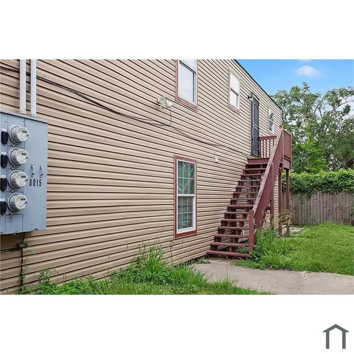 8015 Brevard Ave
