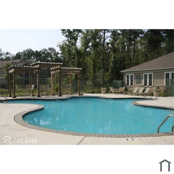 Pine Crest Apartments