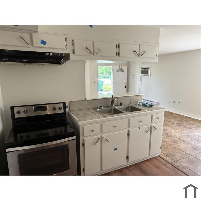 185 Highway 40 W 