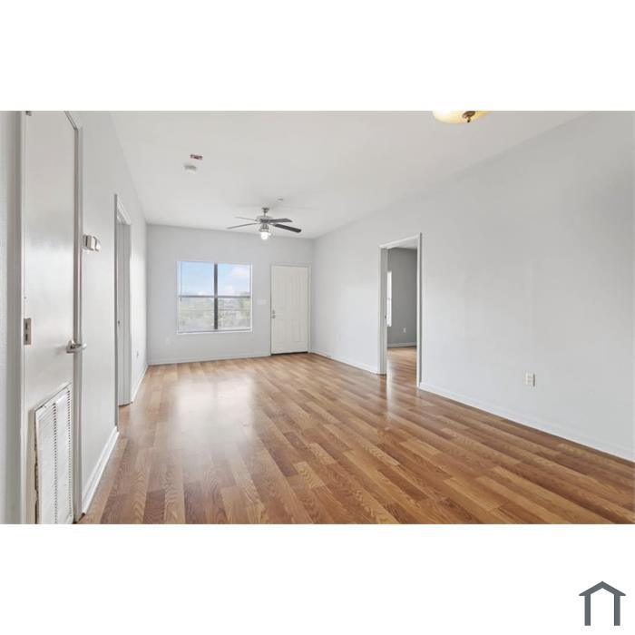 373 Community College Dr