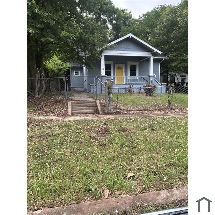 2230 Darien St