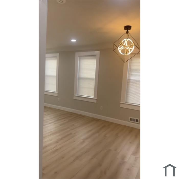163 Elm St