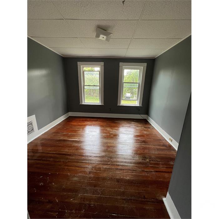1282 S Main St