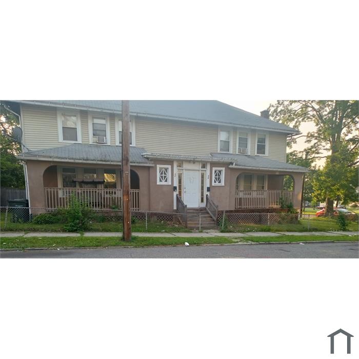 24 Horace St