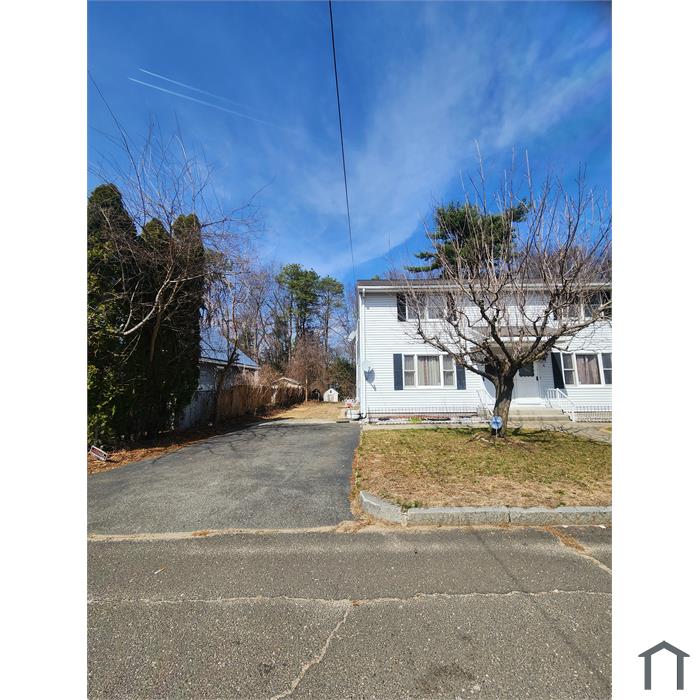 16 Blanding St