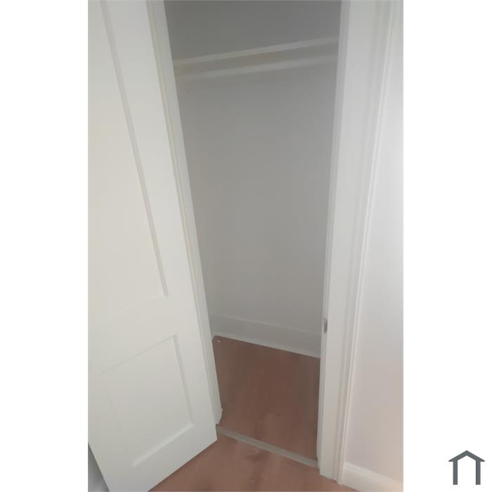 26 Charlton St