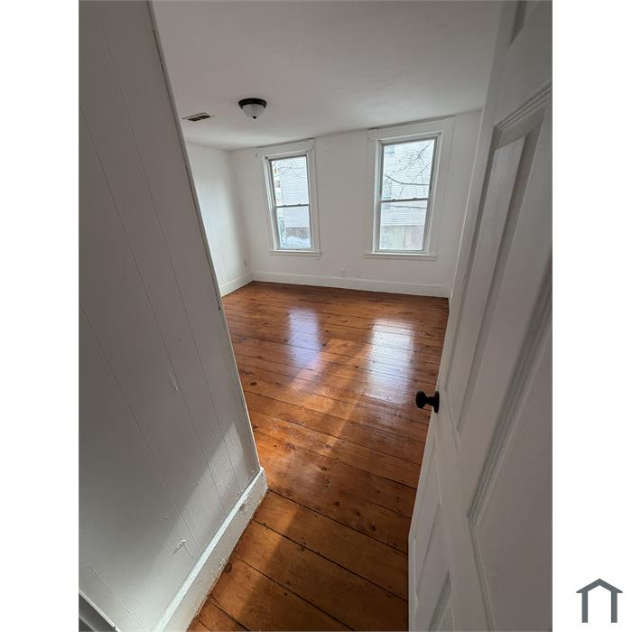 49 Windsor St