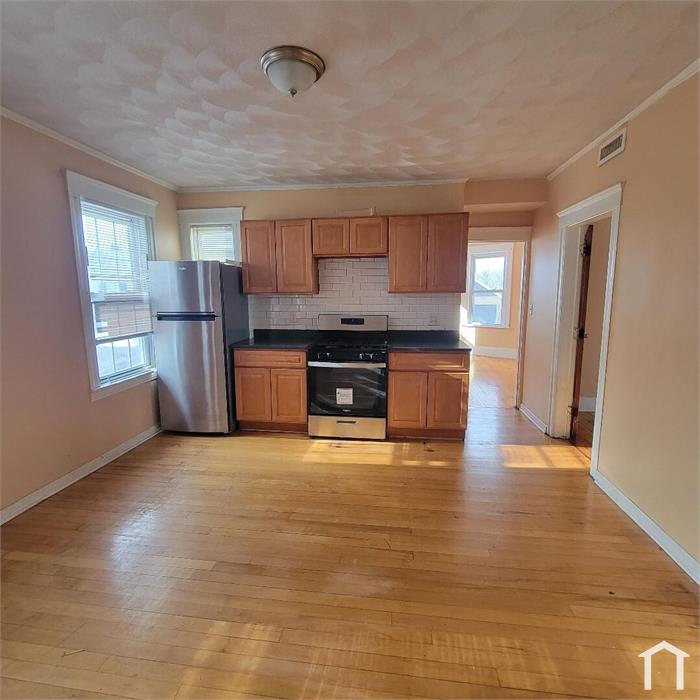 111 Rodney St