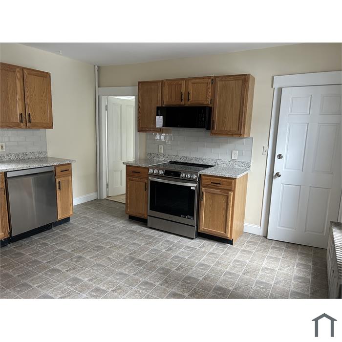 16 Mayhew St