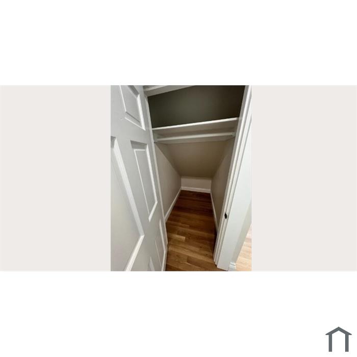 568 Main St