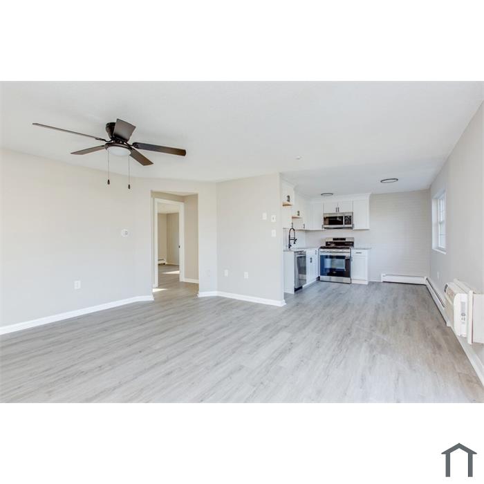 39 Farrwood Ave