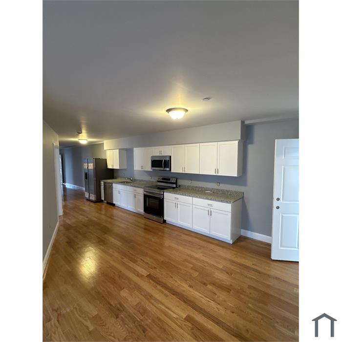 235 Ludlam St