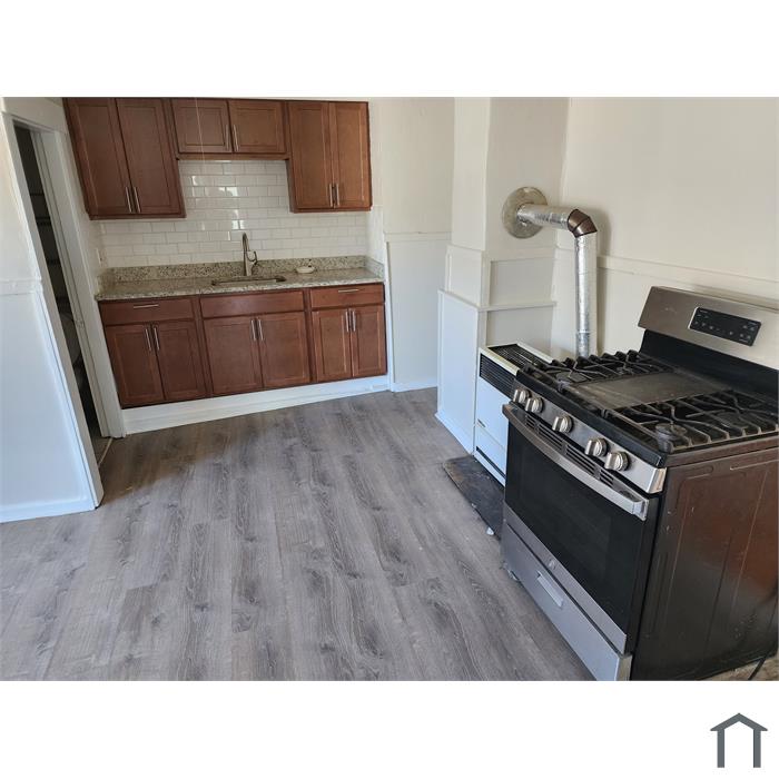 53 3rd St