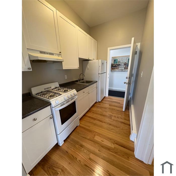 20 High St