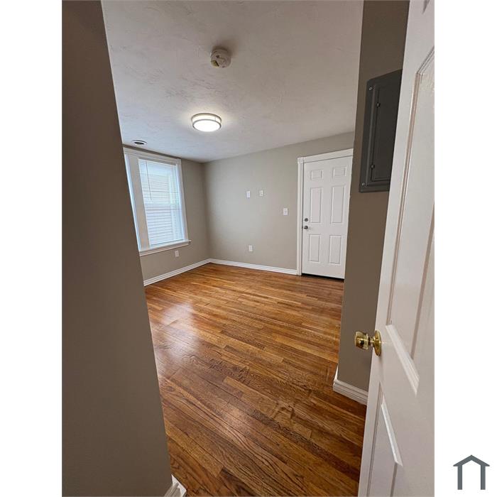 38 Neptune St