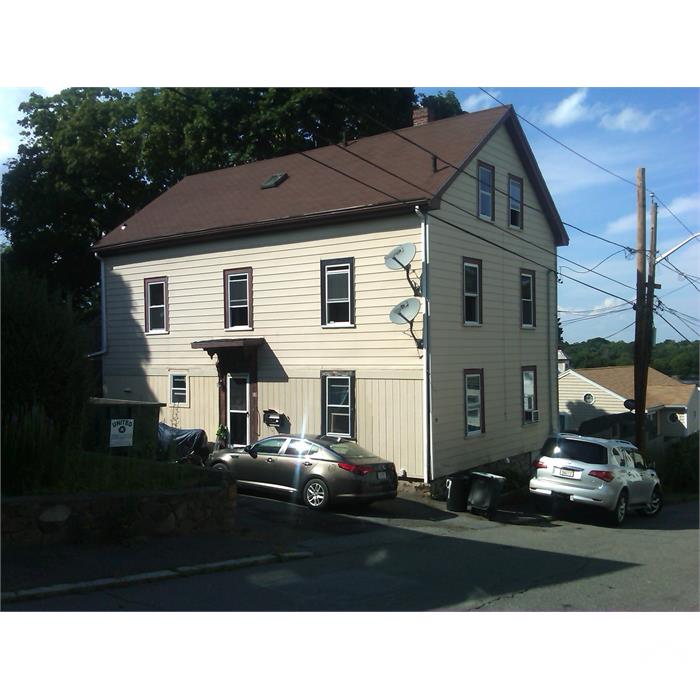 19 Nichols St