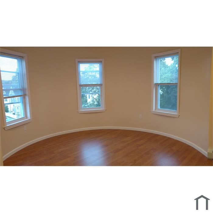 347 Geneva Ave
