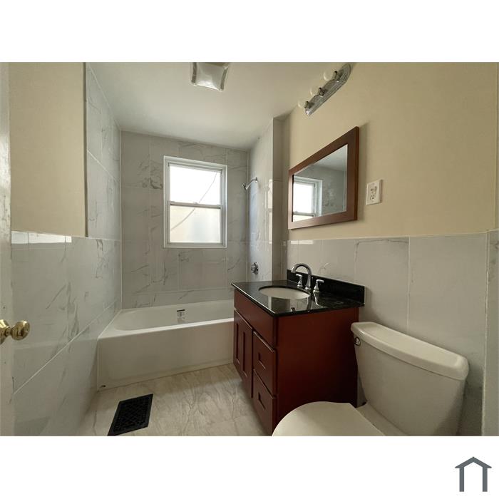 46 Neponset Ave