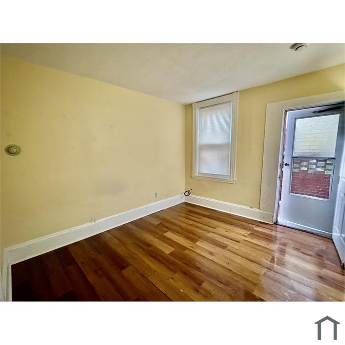 363 Adams St