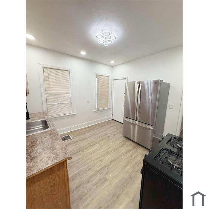 3 Bedroom Apartment 23 Dunlap St in Boston, MA