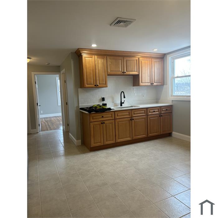 63 Callender St