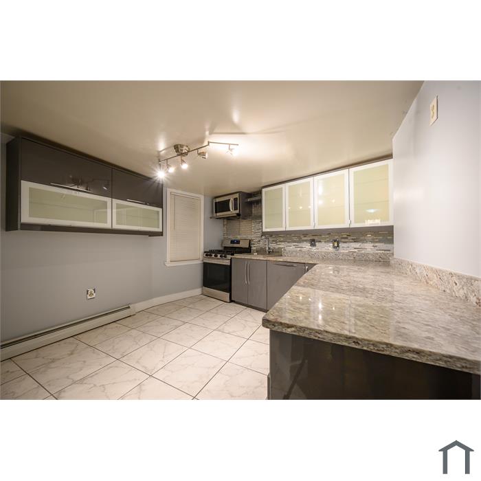 29 Humphreys St
