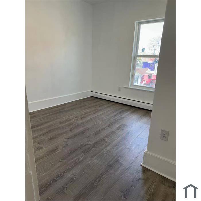 495 Columbia Rd