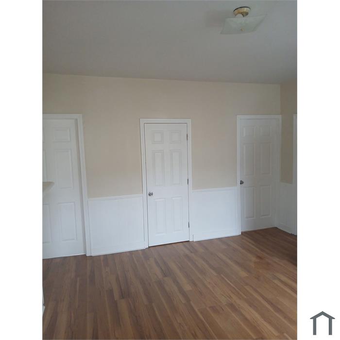 353 Columbia Rd