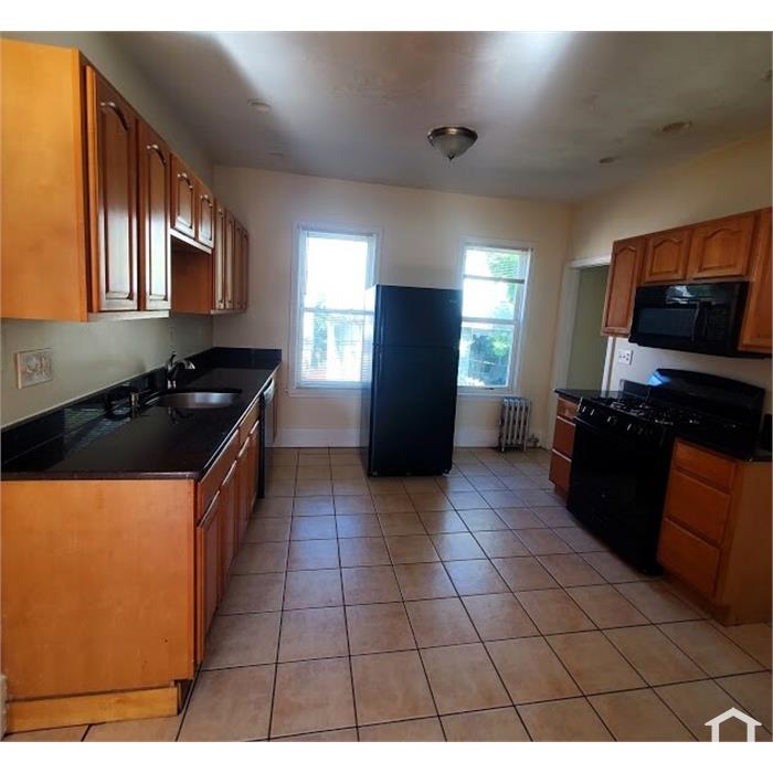 12 Gayland St