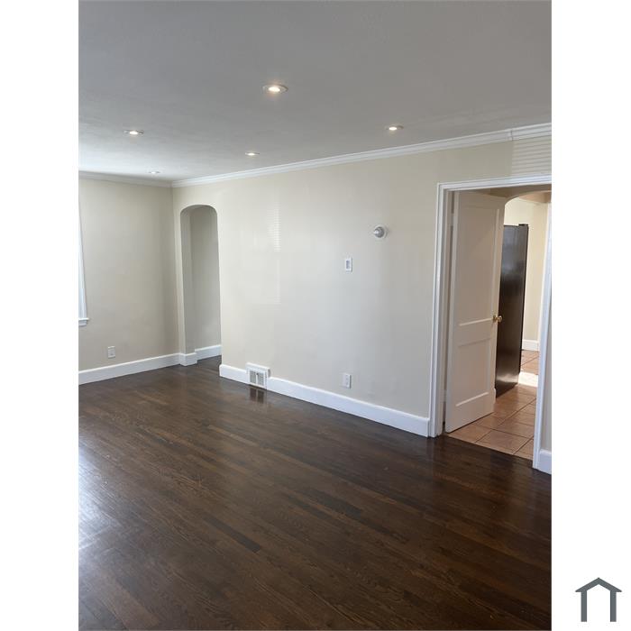 42 Meadowbank Ave