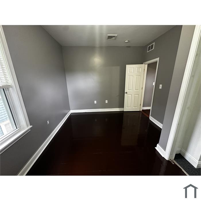 12 Hiawatha Rd
