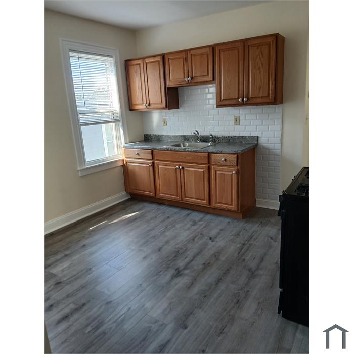 63 Woolson St