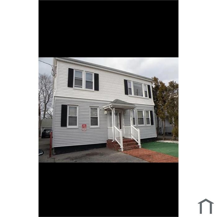 1915 River St
