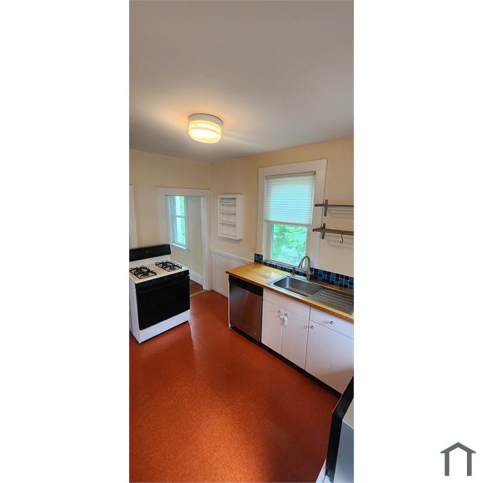 18 Perry St
