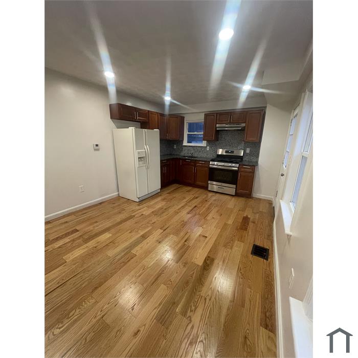 3 Magnolia Ct