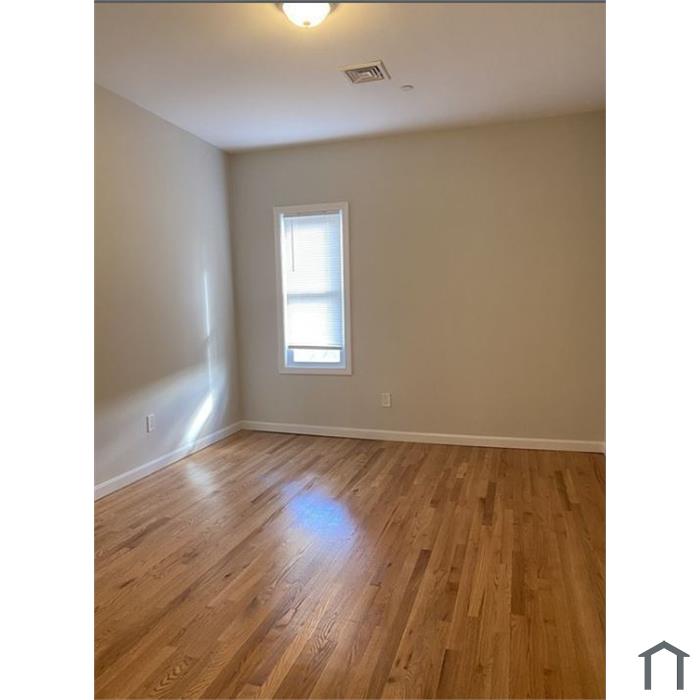 54 Cary Ave