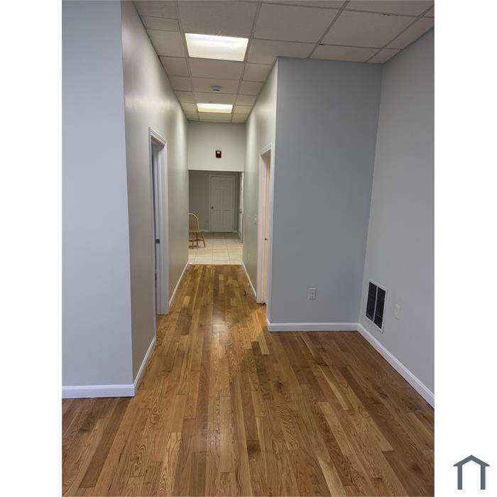 24 2nd St