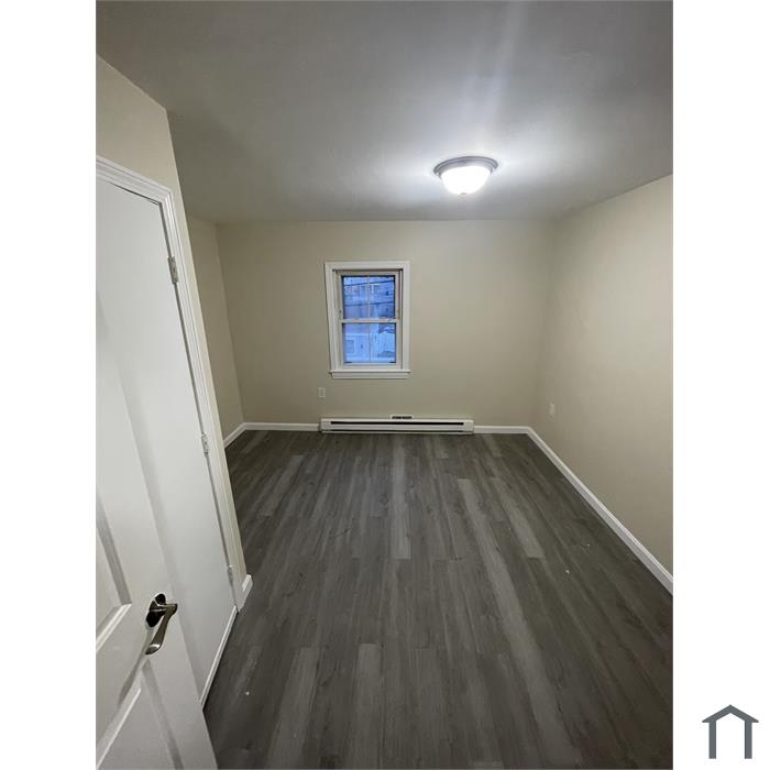 6 Dolphin Ave