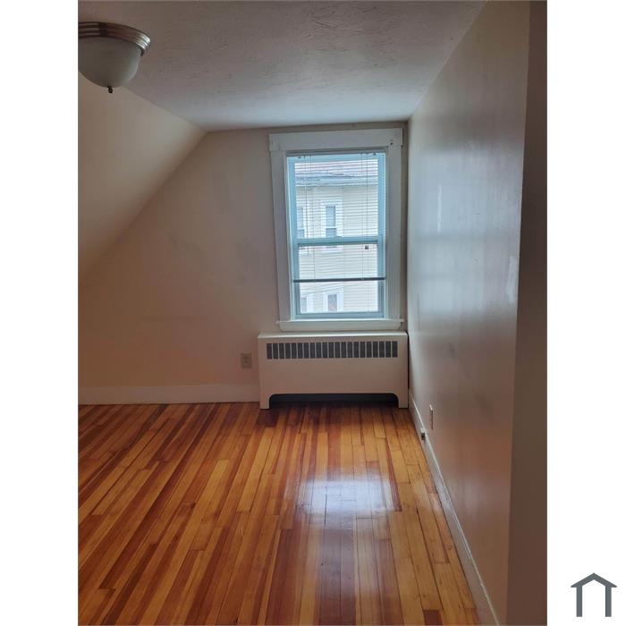 24 Quincy St