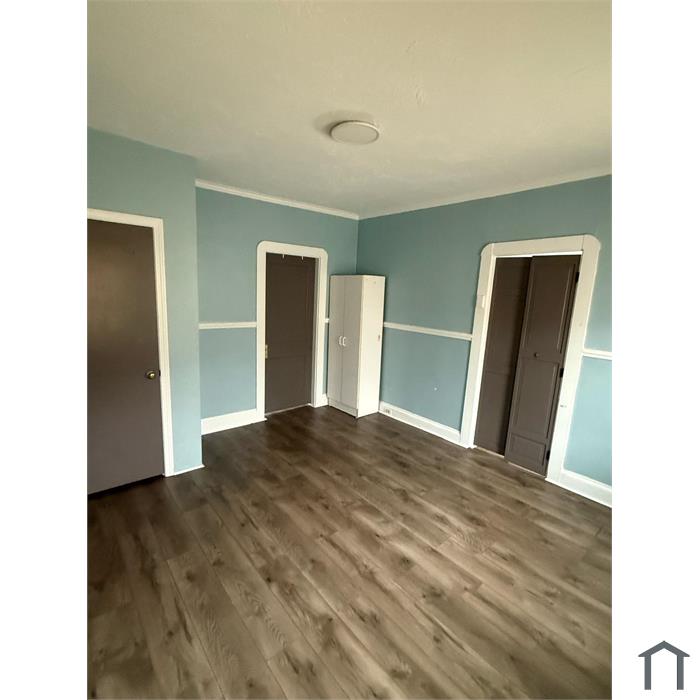 716 Main St