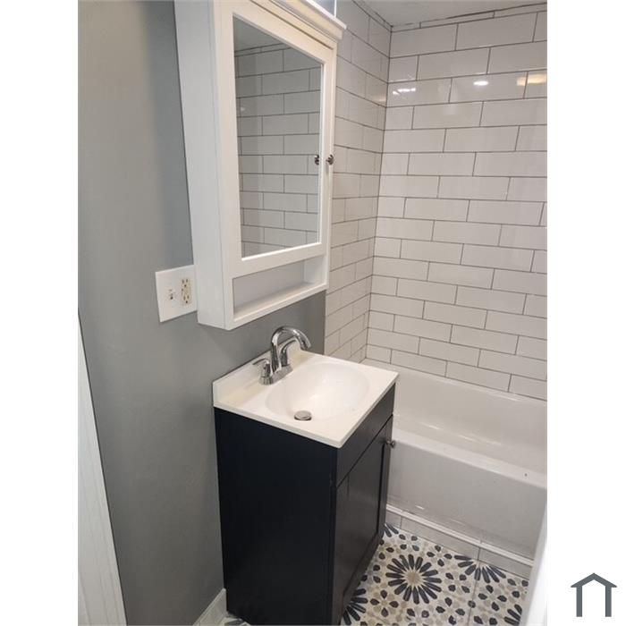 18 Winthrop St