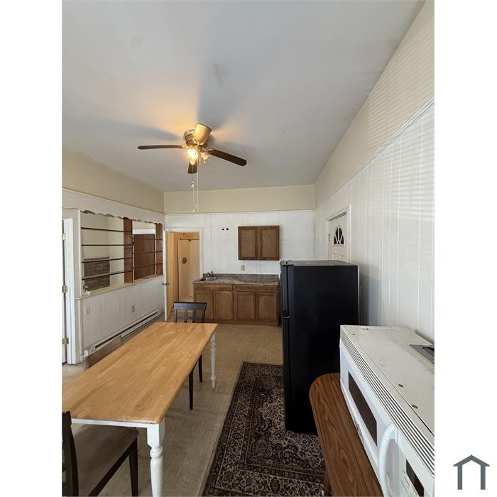 24 Livingston Rd